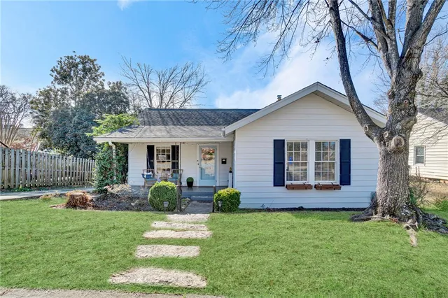 $464,900 | 108 Elsie Avenue, Greenville, SC 29605