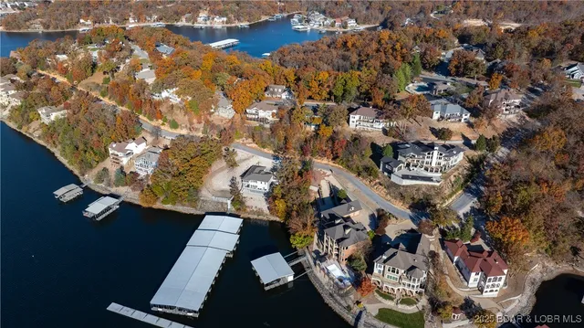 $549,900 | 66 Beacon Hill Drive, Lake Ozark, MO 65049