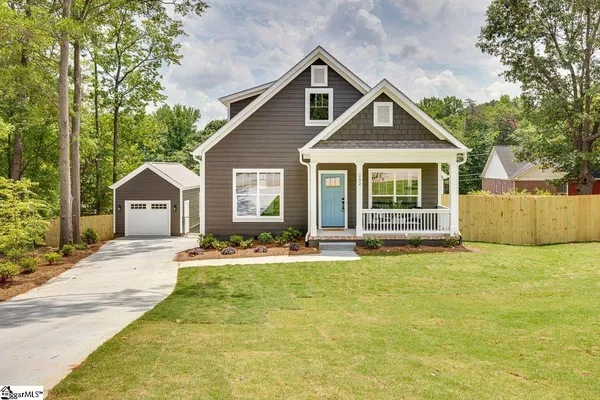 $499,900 | 202 Kennedy Drive, Greenville, SC 29605