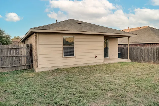 $1,799 | 476 Moonwalker Trail, Buda, TX 78610