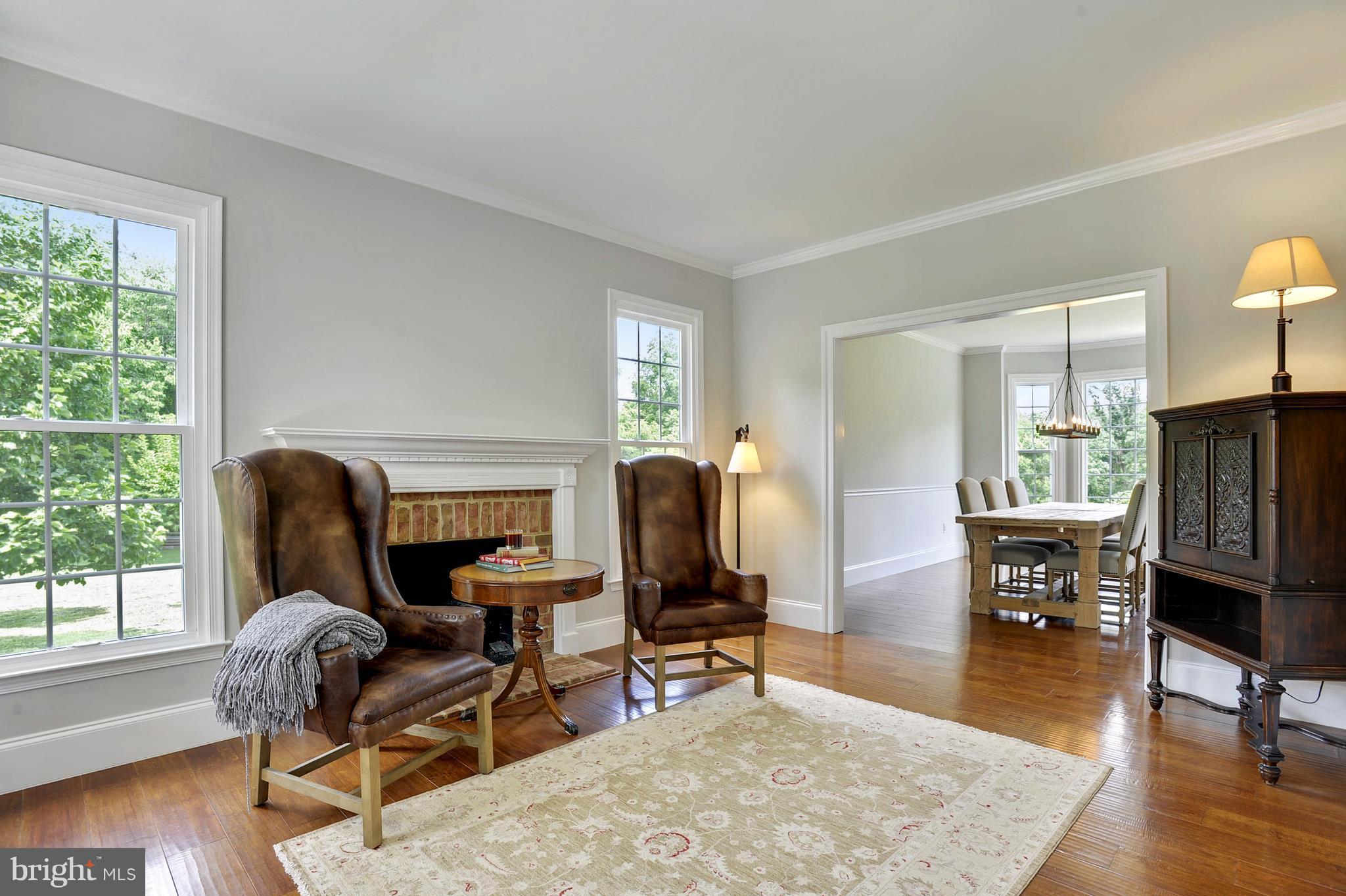 17870 Canby Road Leesburg, VA 20175 - Photo 11 of 30 Living Room