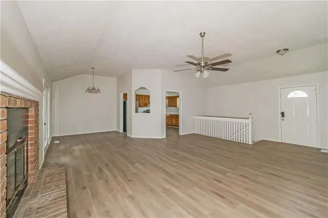 $2,055 | 11704 Bristol Avenue, Kansas City, MO 64134