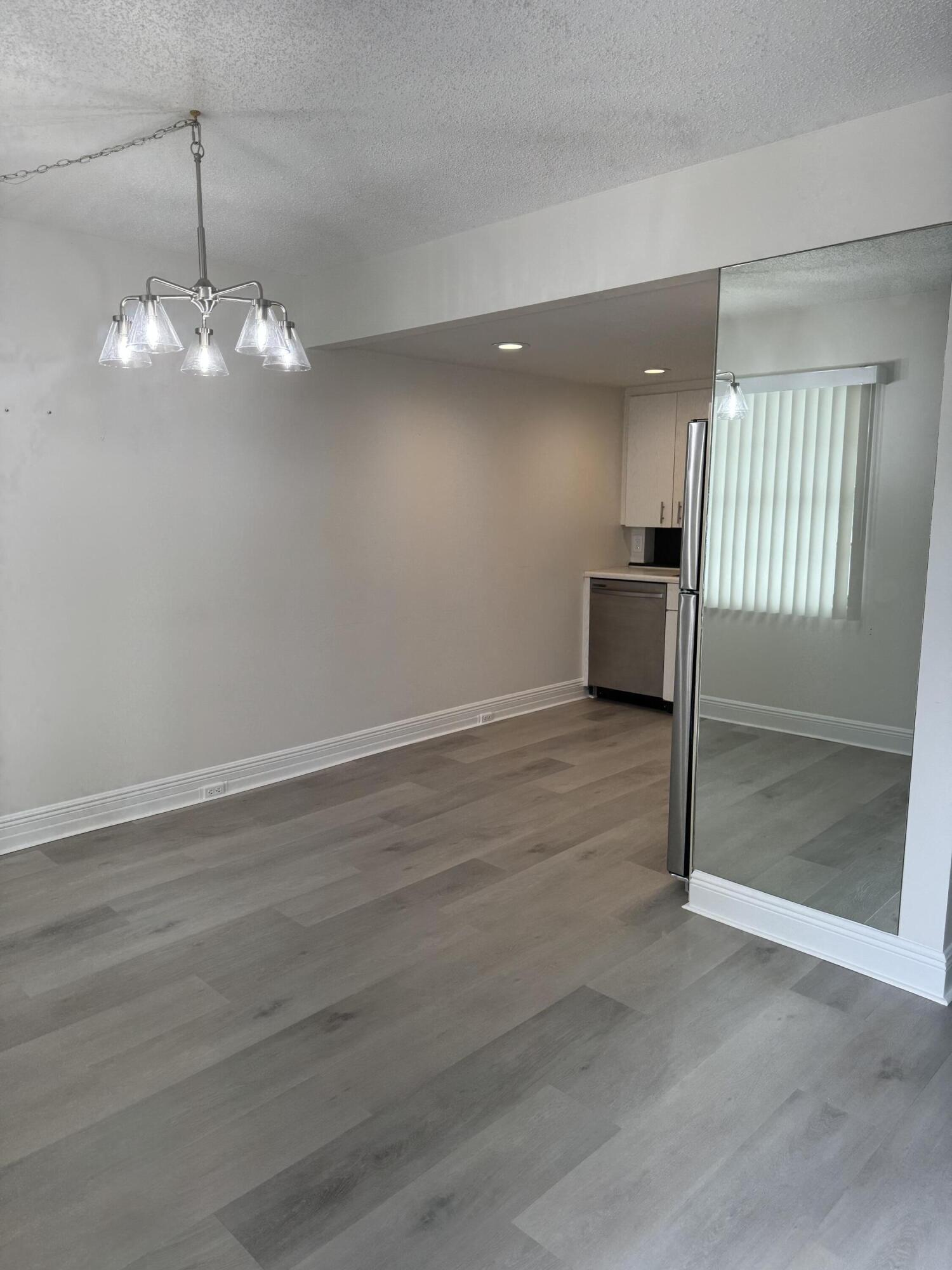 2039 Rexford A, Unit C Boca Raton, FL 33434 - Photo 21 of 27 dining area