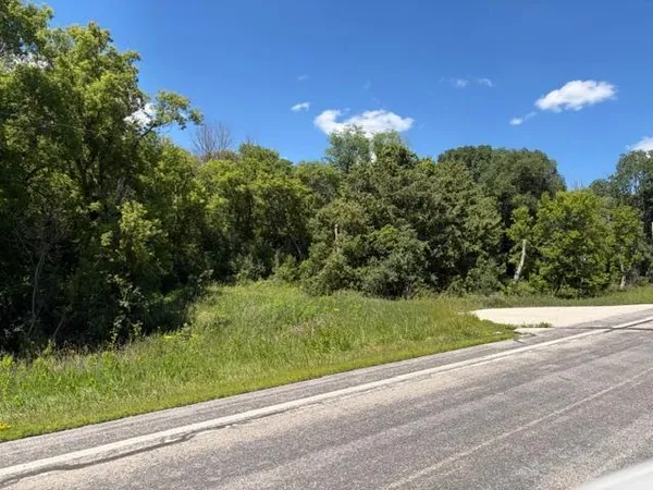 $175,000 | 2835 Hadley Valley Road Northeast, Rochester, MN 55906