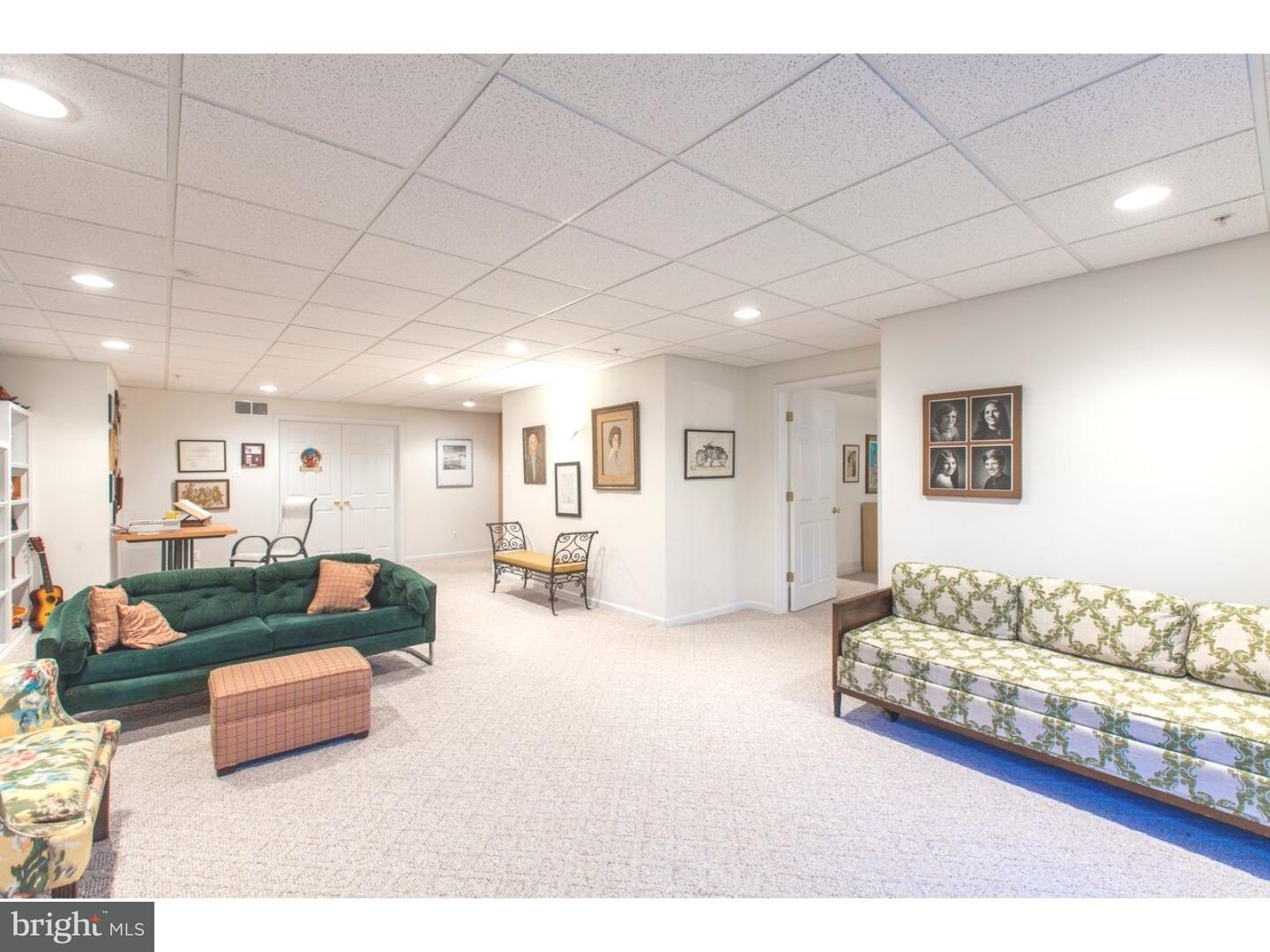 1122 Penmore Place Rydal, PA 19046 - Photo 21 of 25 Family Room