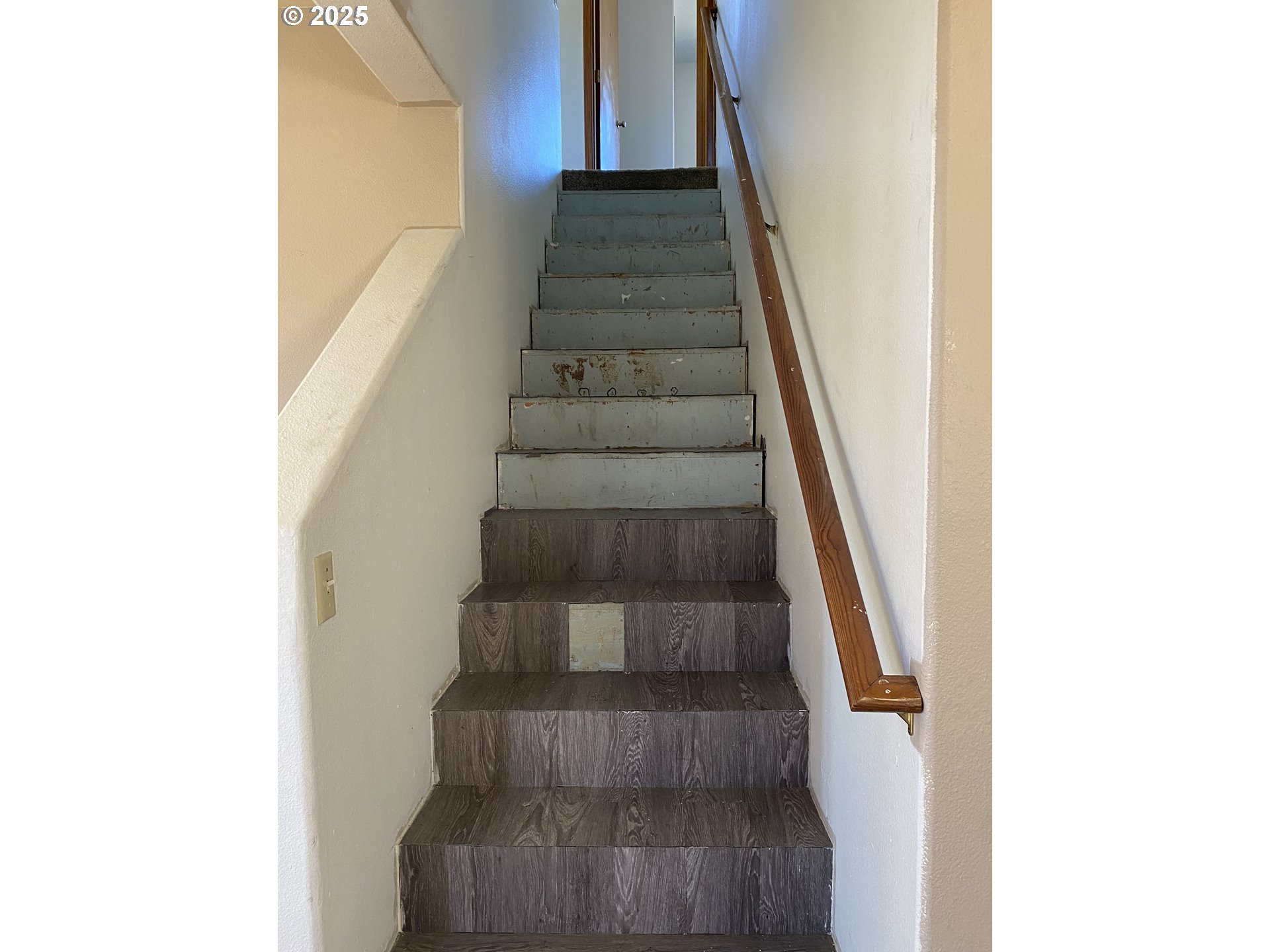 722B Pioneer Road, Unit A Brookings, OR 97415 - Photo 13 of 33 Gallery Image 13