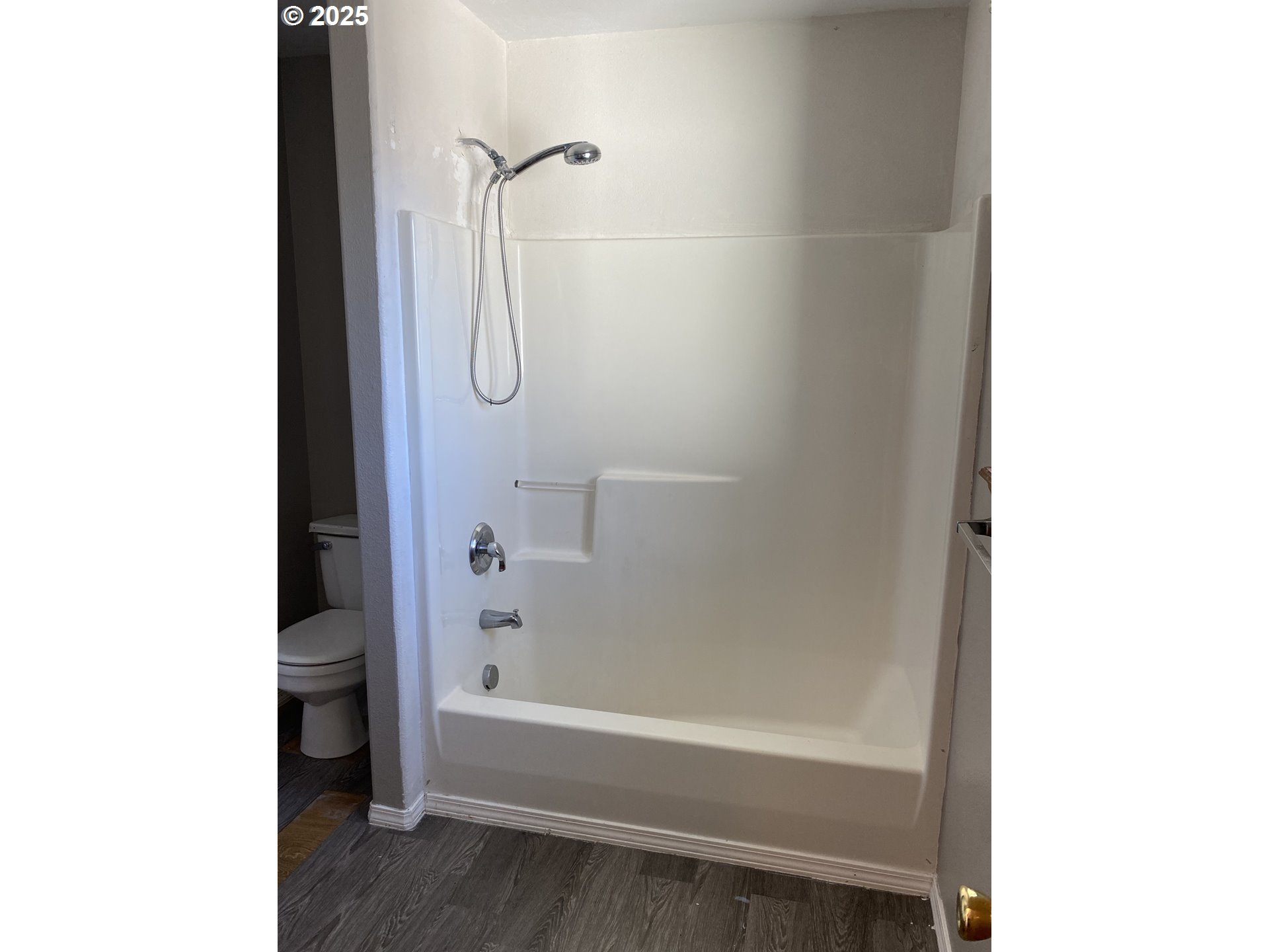 722B Pioneer Road, Unit A Brookings, OR 97415 - Photo 19 of 33 Gallery Image 19