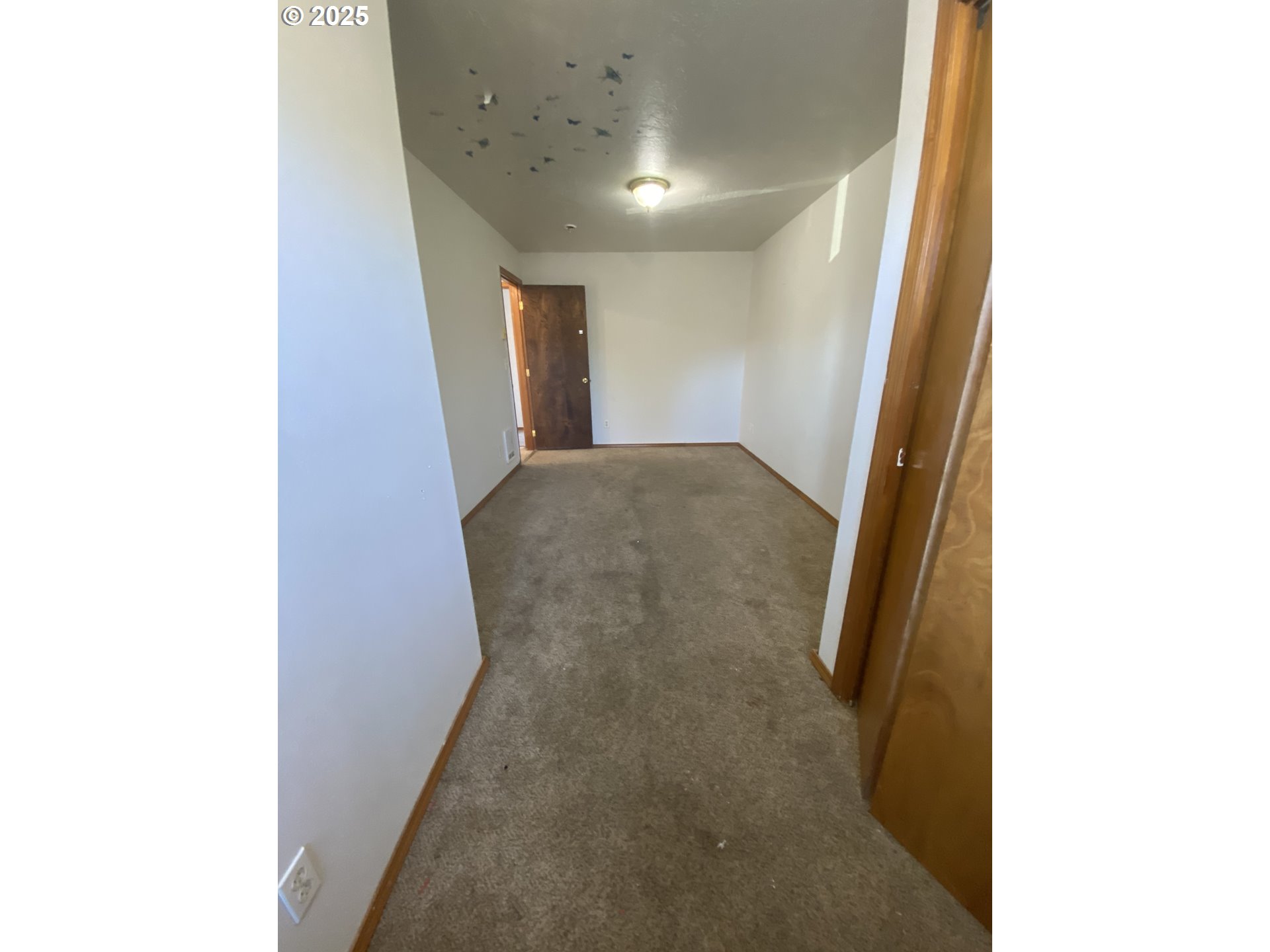 722B Pioneer Road, Unit A Brookings, OR 97415 - Photo 22 of 33 Gallery Image 22