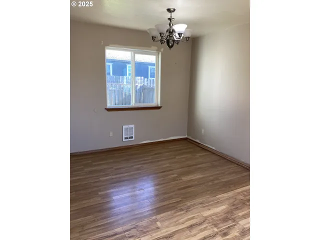 $240,000 | 722B Pioneer Road, Unit A, Brookings, OR 97415