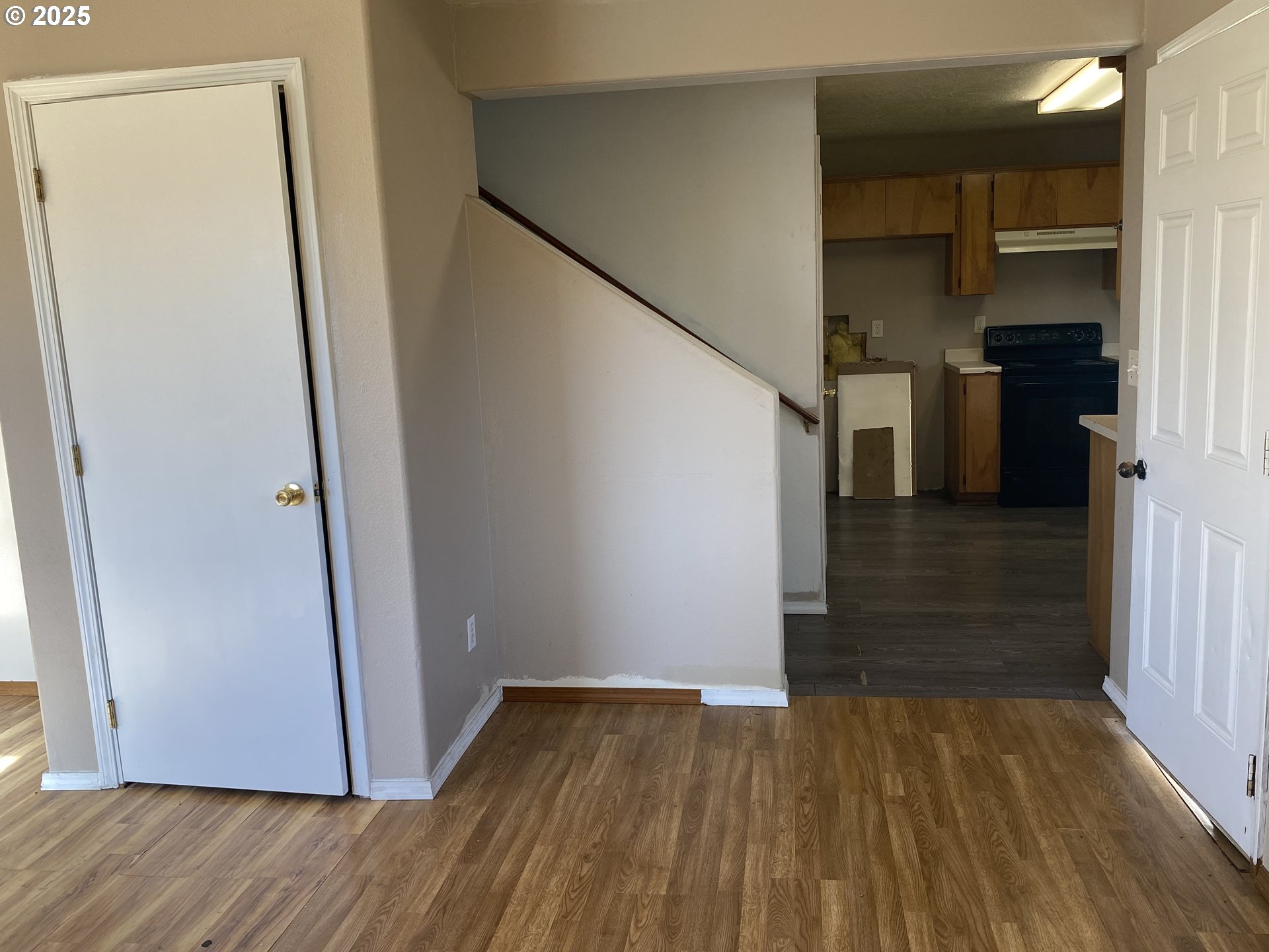 722B Pioneer Road, Unit A Brookings, OR 97415 - Photo 6 of 33 Gallery Image 6