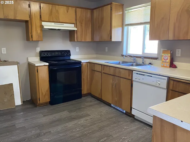 $240,000 | 722B Pioneer Road, Unit A, Brookings, OR 97415