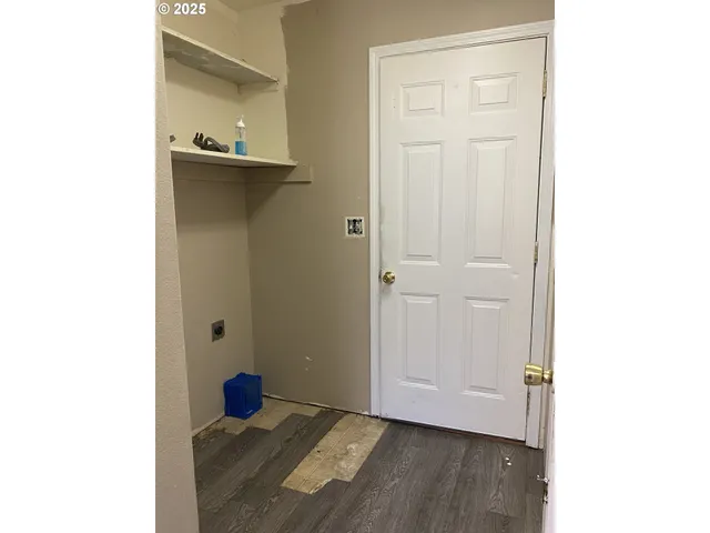 $240,000 | 722B Pioneer Road, Unit A, Brookings, OR 97415