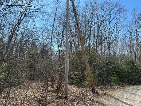 $90,000 | 8 Beaulieu Drive, Windham, ME 04062