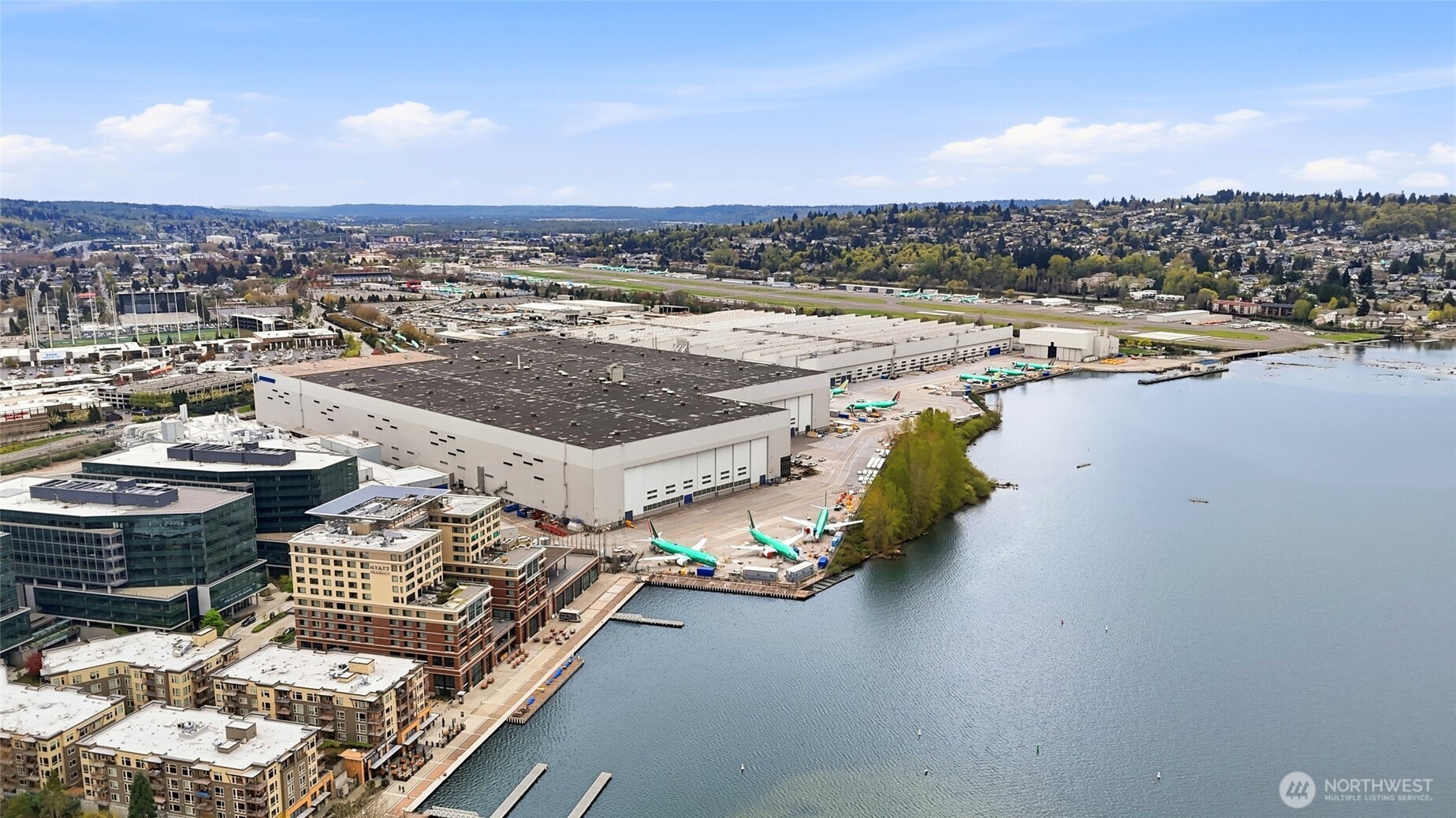 1425 Jones Avenue Northeast Renton, WA 98056 - Photo 35 of 36 a view of a city