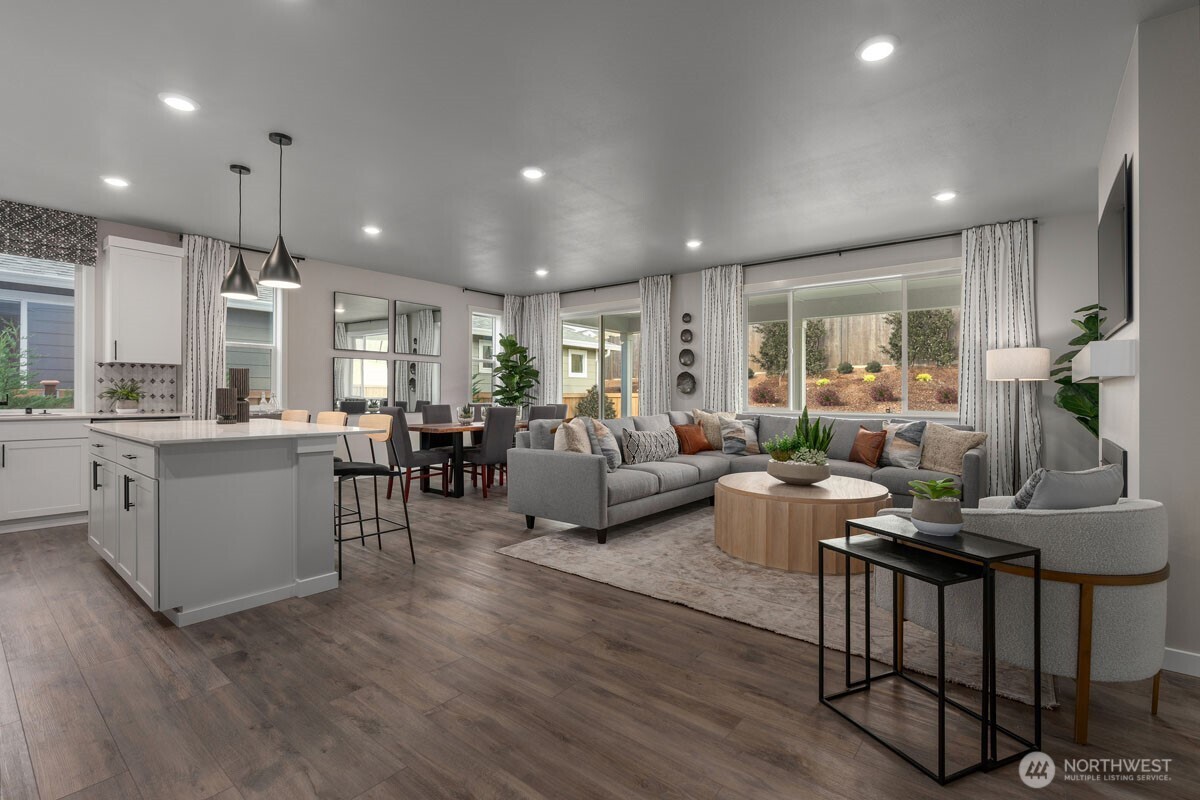 706 Teetor Circle Northwest Orting, WA 98360 - Photo 5 of 10