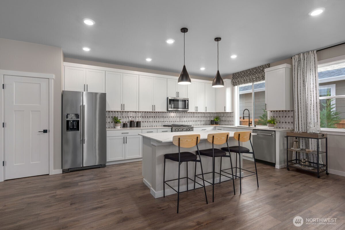 706 Teetor Circle Northwest Orting, WA 98360 - Photo 7 of 10