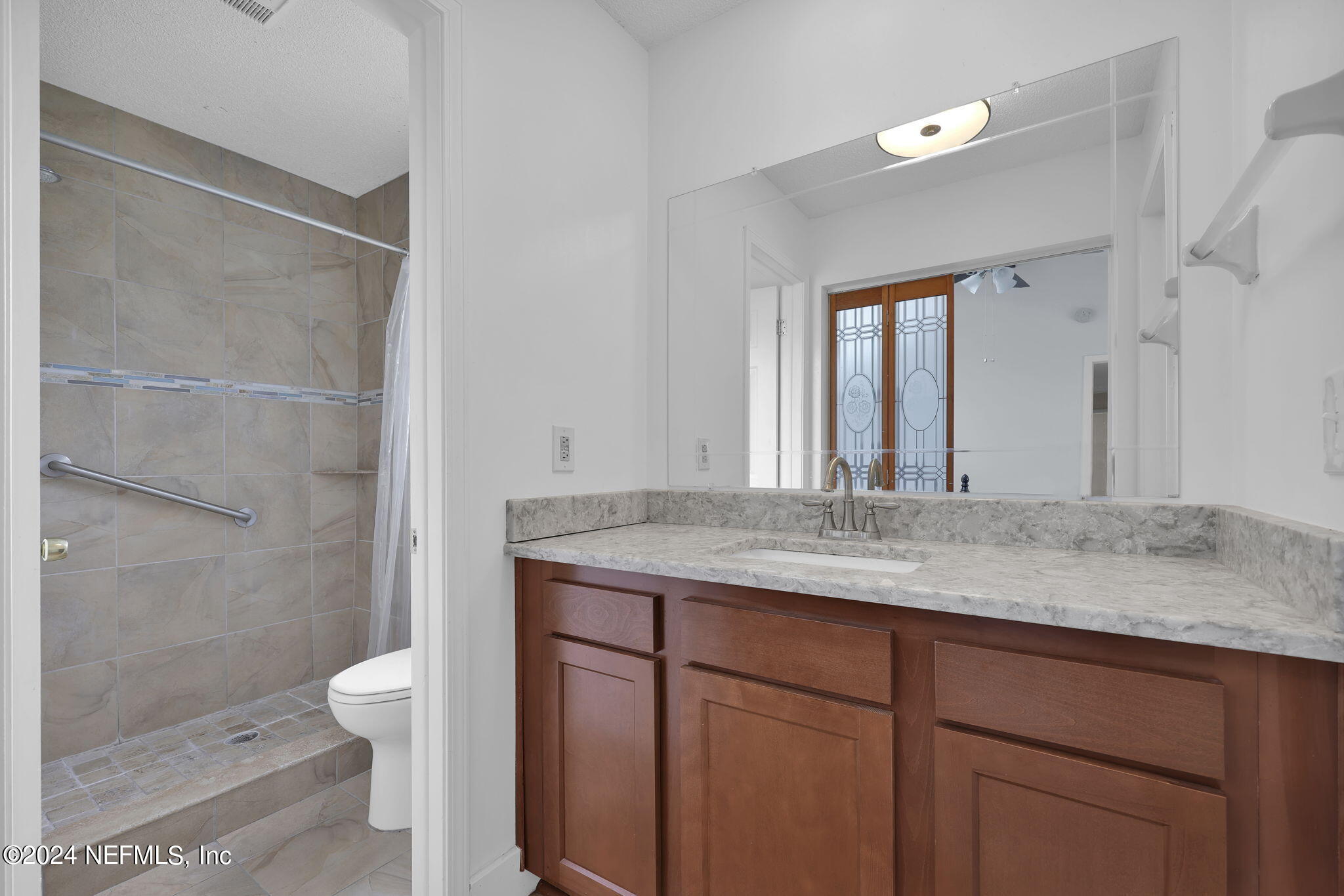3716 Bramble Road Jacksonville, FL 32210 - Photo 21 of 40 0 Master Bath_029