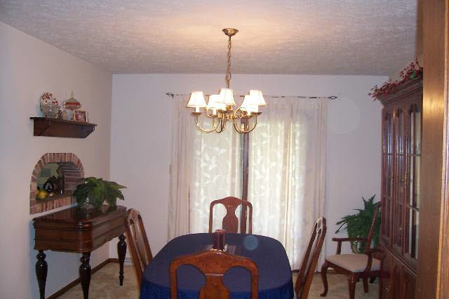 1913 Robb Road Warsaw, IN 46580 - Photo 3 of 8 Gallery Image 3