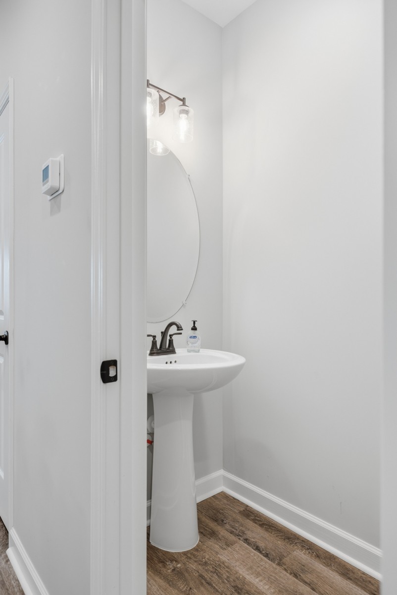 1279 Bluebird Road Lebanon, TN 37087 - Photo 19 of 33 a bathroom with a sink