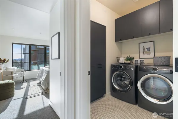 $2,168,000 | 4566 Flying Goat Avenue Northeast, Unit C220, Bainbridge Island, WA 98110