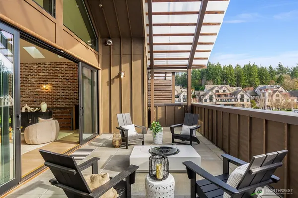 $2,168,000 | 4566 Flying Goat Avenue Northeast, Unit C220, Bainbridge Island, WA 98110