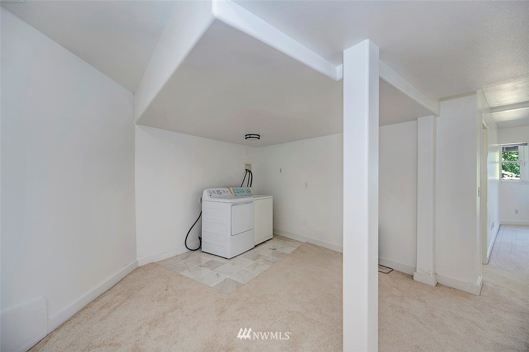 1809 Holbrook Avenue Everett, WA 98203 - Photo 38 of 40 a view of a storage & utility room with a sink