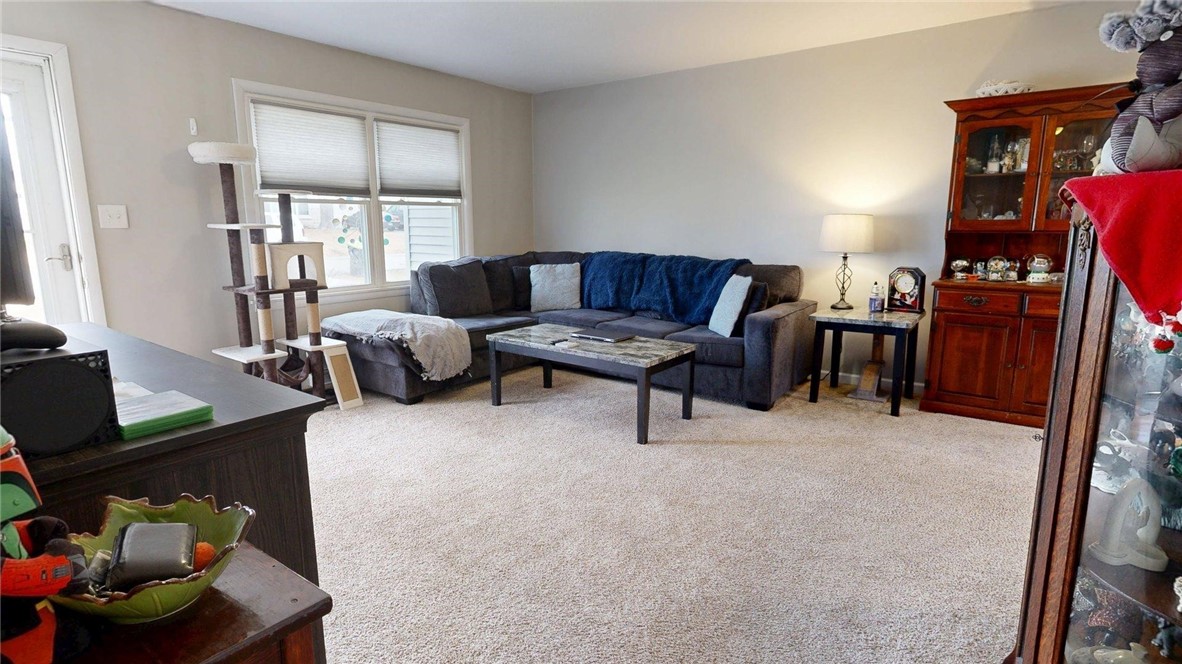 4335 East Du Frain Avenue Decatur, IL 62526 - Photo 6 of 22 Gallery Image 6