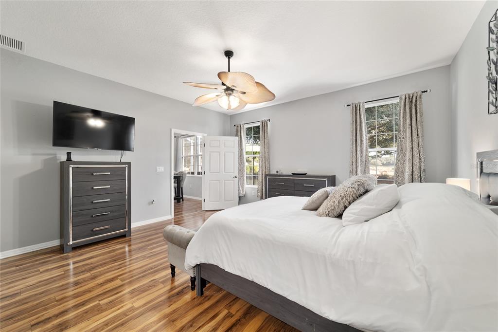 8555 Southwest 82nd Terrace Ocala, FL 34481 - Photo 37 of 76