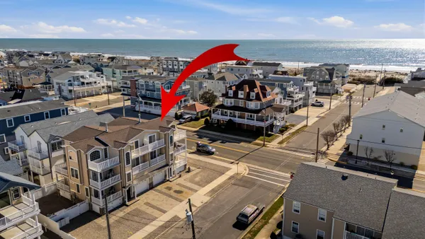 $2,395,000 | 105 49th Street, Unit 105, Sea Isle City, NJ 08243