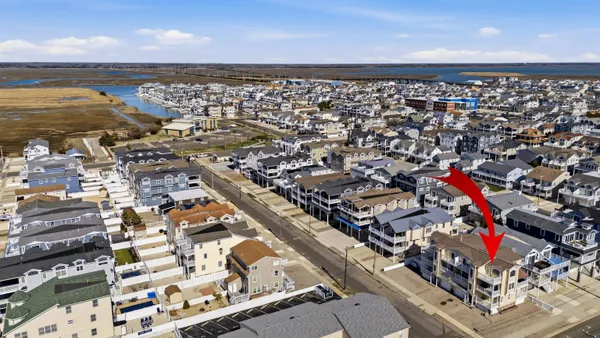 $2,250,000 | 105 49th Street, Unit 105, Sea Isle City, NJ 08243