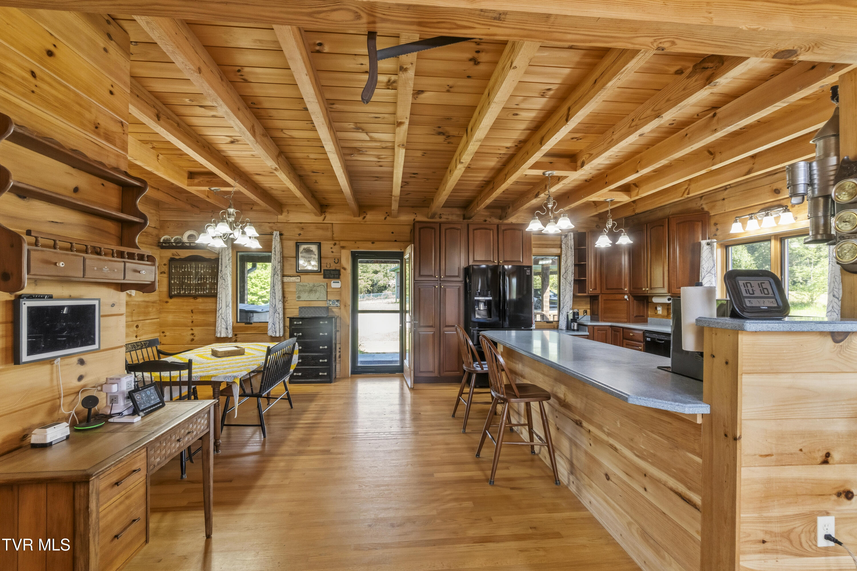 1600 Red Hill Road Greeneville, TN 37743 - Photo 11 of 73 Johnson kitchen and dining roomDSC05917