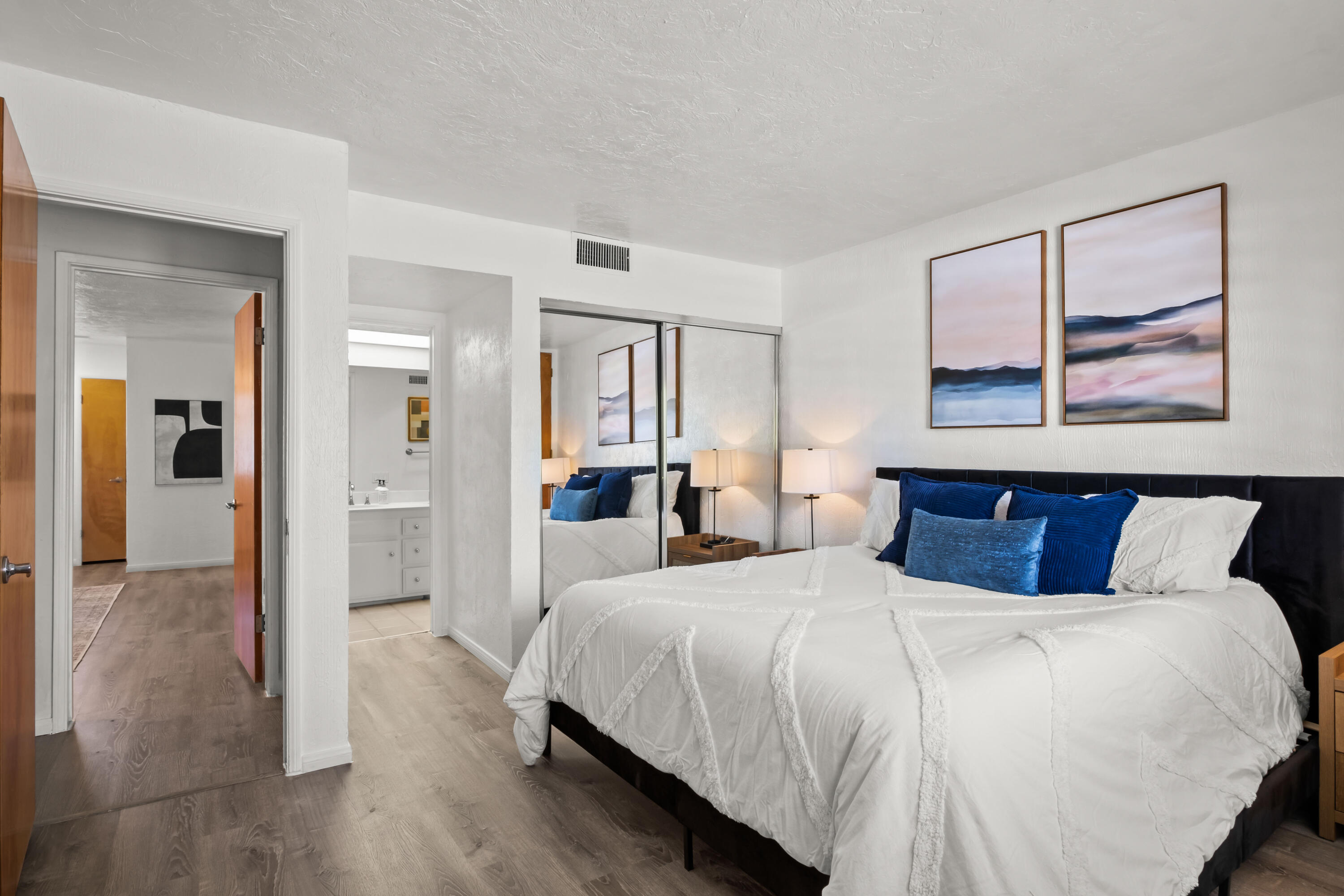 71802 Eleanora Lane Rancho Mirage, CA 92270 - Photo 22 of 40 Guest bedroom en-suite upstairs