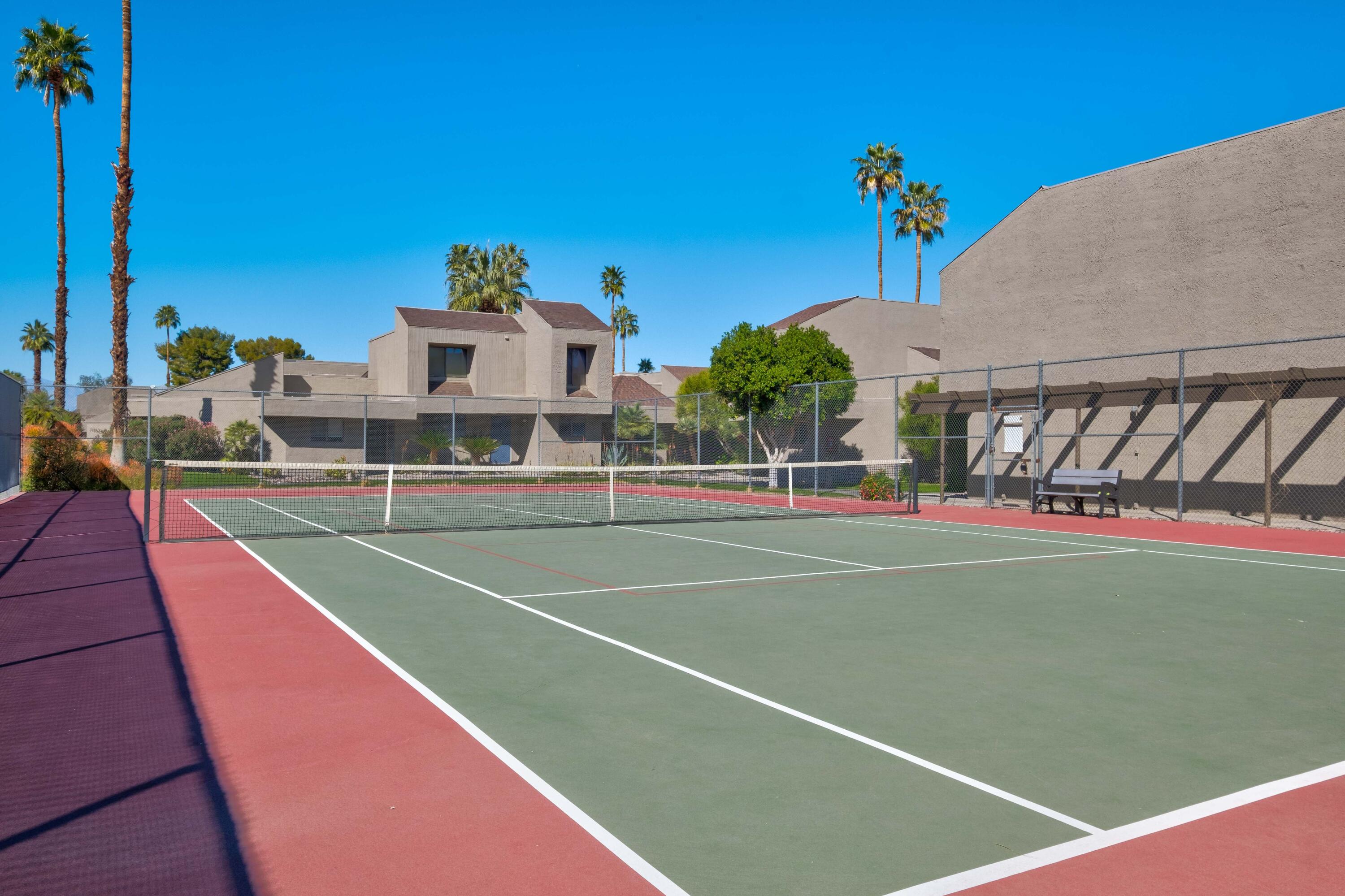 71802 Eleanora Lane Rancho Mirage, CA 92270 - Photo 33 of 40 Community tennis court