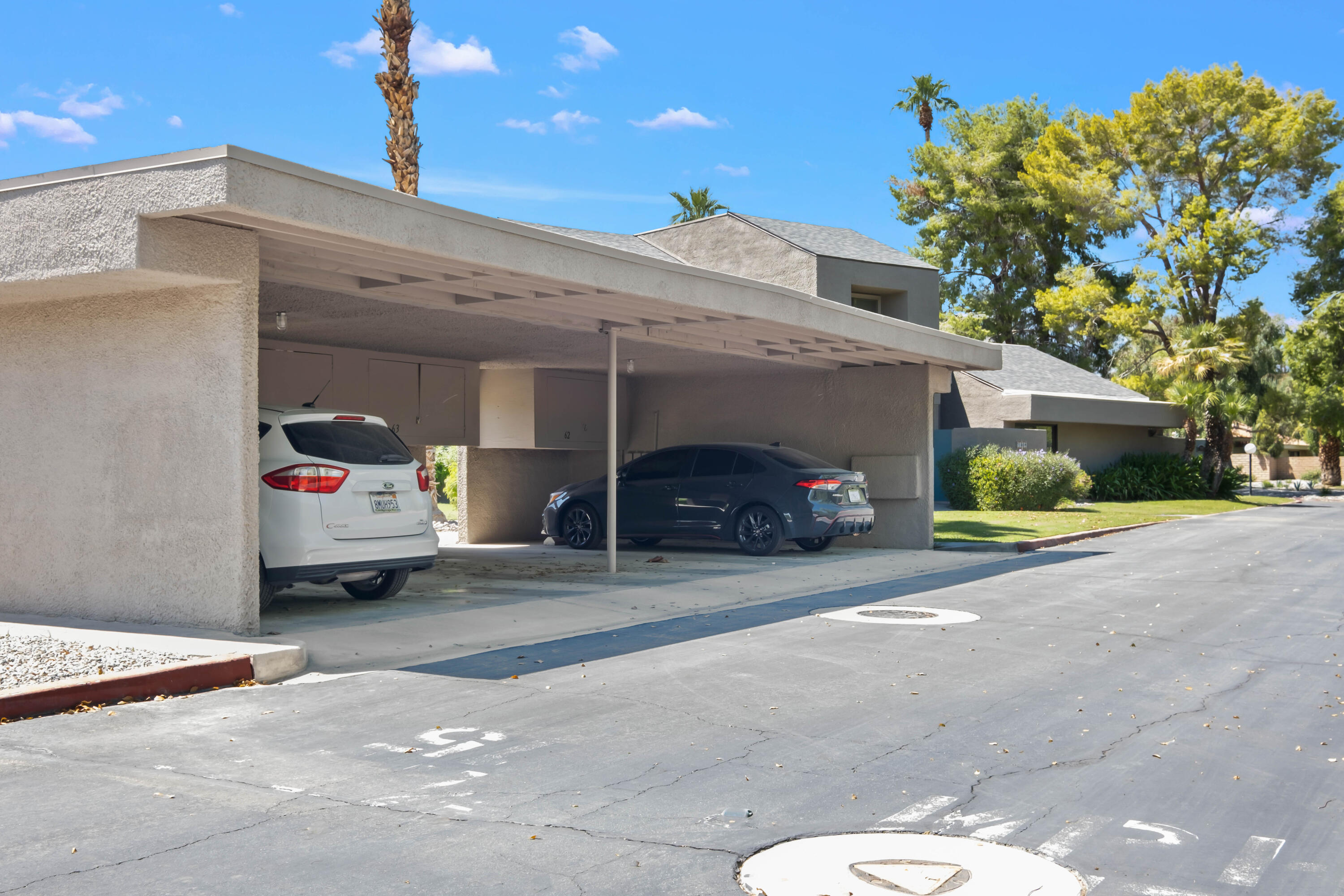 71802 Eleanora Lane Rancho Mirage, CA 92270 - Photo 34 of 40 Covered carport