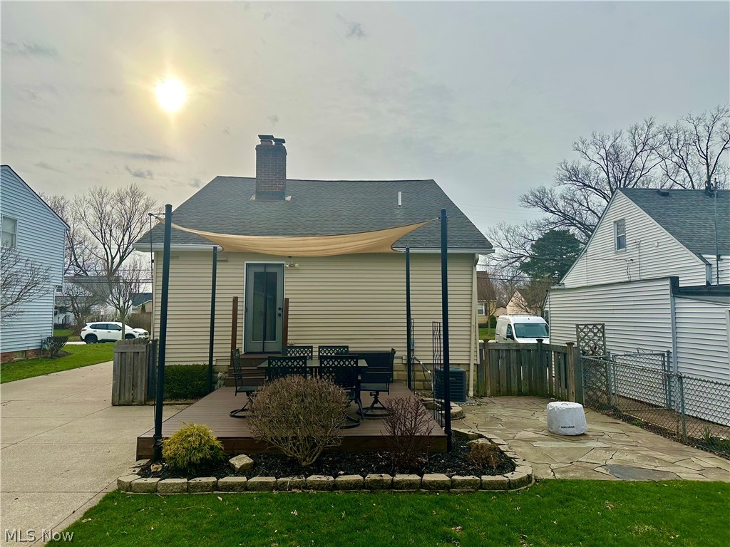 1383 Churchill Road Lyndhurst, OH 44124 - Photo 36 of 41