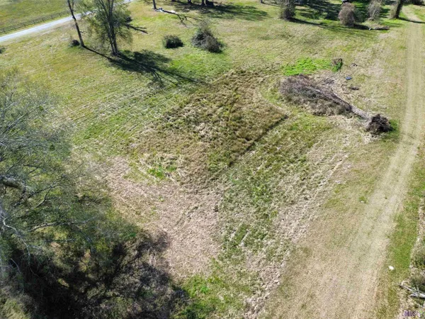 $87,500 | 10013 East La Highway, St. Amant, LA 70774