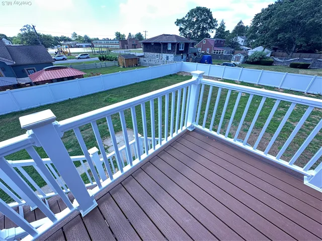 $3,800 | 15 Mida Court, Unit 2A, West Babylon, NY 11704