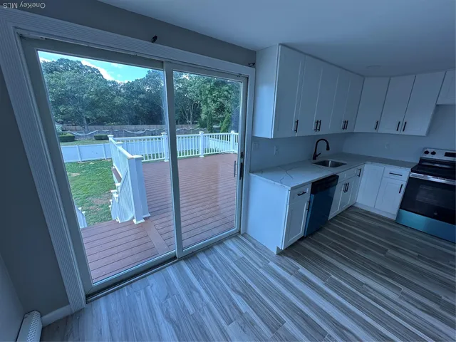 $3,800 | 15 Mida Court, Unit 2A, West Babylon, NY 11704