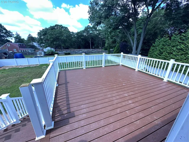 $3,800 | 15 Mida Court, Unit 2A, West Babylon, NY 11704