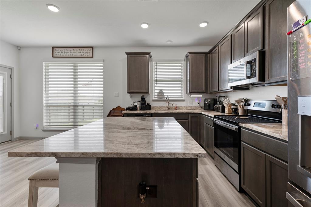 314 State Loop Troy, TX 76579 - Photo 7 of 20