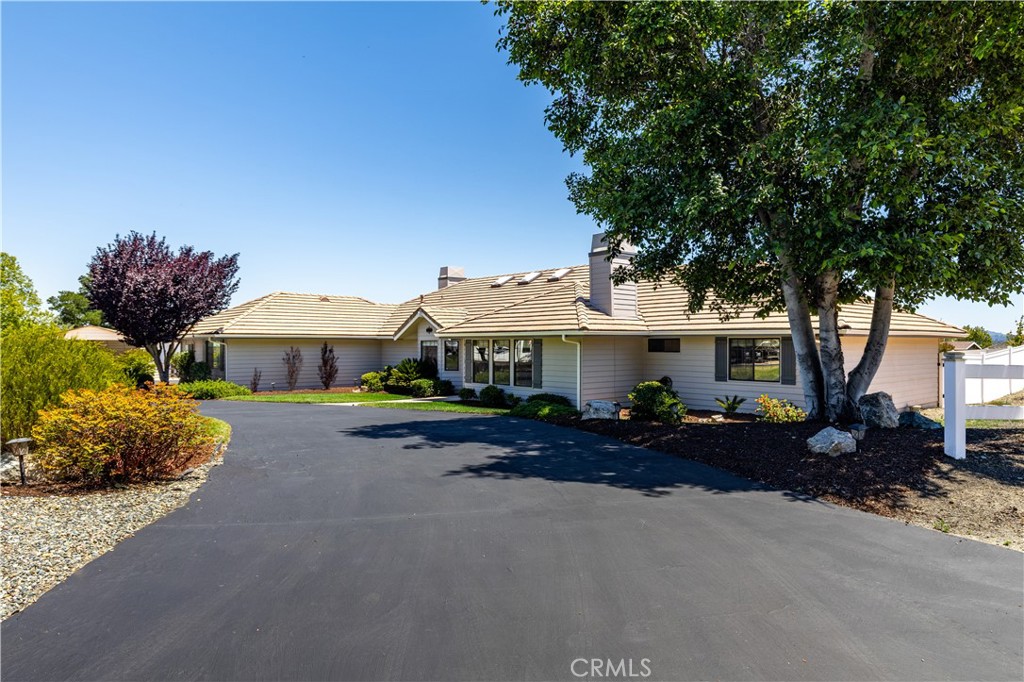 1275 Shane Lane Templeton, CA 93465 - Photo 5 of 70