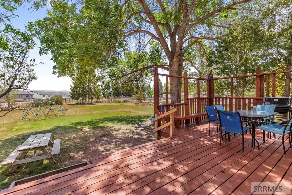3974 East Wanda Ammon, ID 83406 - Photo 53 of 66 Deck