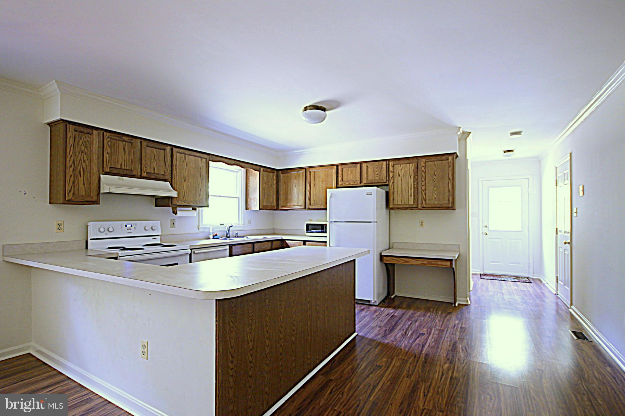 4512 Razor Hill Road Bealeton, VA 22712 - Photo 4 of 23 Beautifully Updated Kitchen