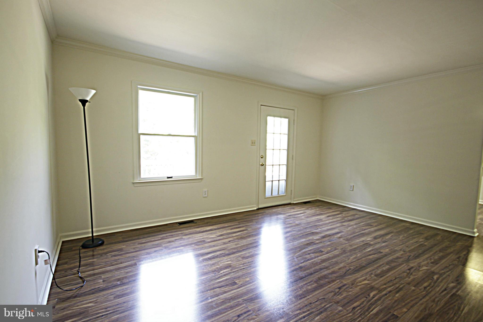 4512 Razor Hill Road Bealeton, VA 22712 - Photo 8 of 23 Spacious Family Room