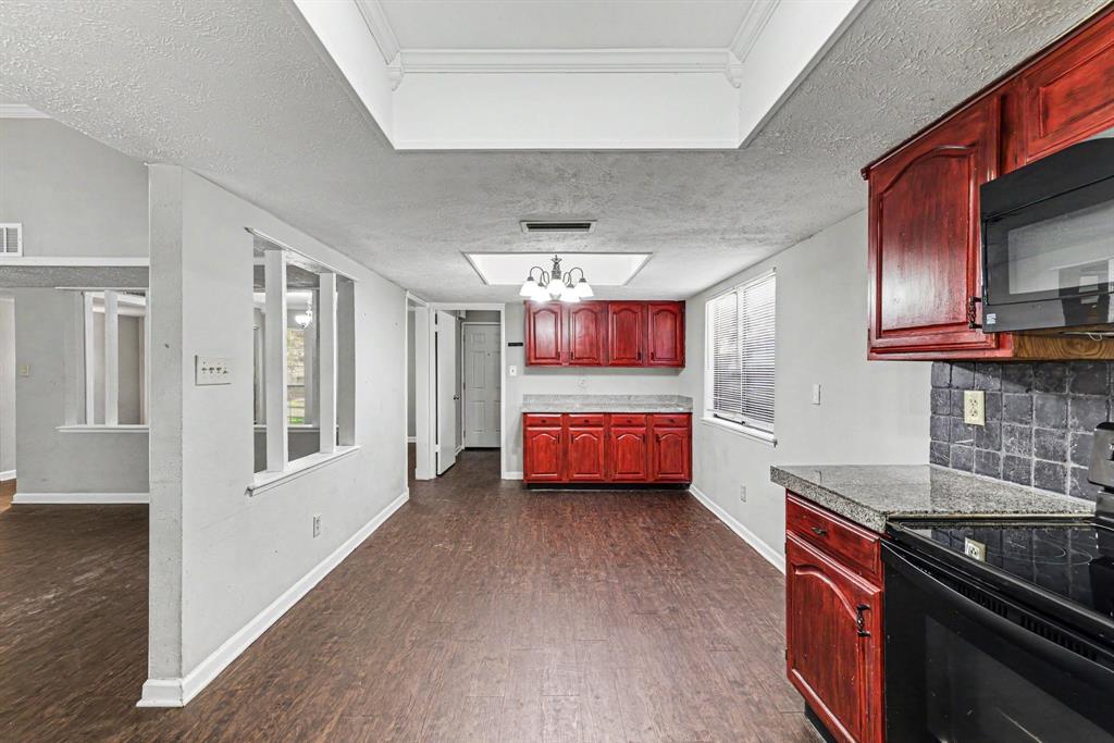 3716 Pinewood Street Bedford, TX 76021 - Photo 5 of 18