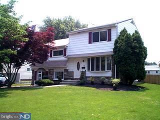 1038 Riviera Road Warminster, PA 18974 - Photo 1 of 4