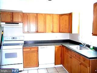 1038 Riviera Road Warminster, PA 18974 - Photo 2 of 4