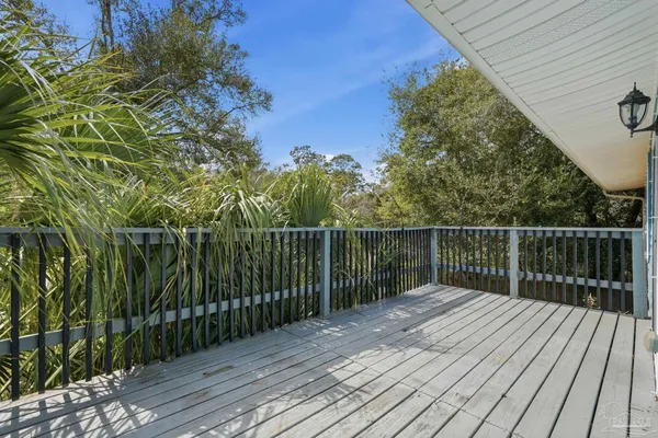 $300,000 | 6473 Lakeshore Drive, Milton, FL 32570