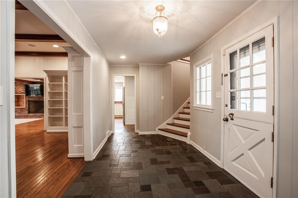 8111 Spring Mill Road Indianapolis, IN 46260 - Photo 3 of 29 Gallery Image 3