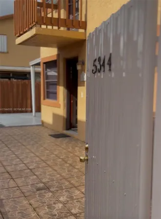 a view of a entryway of the house